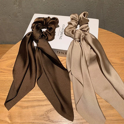 Foulard Satin pour Cheveux avec Grand Nœud - Élégant Bandeau Rétro