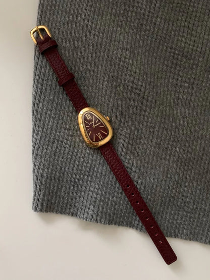 Montre Élégante Femme - Bracelet Cuir Rouge Bordeaux